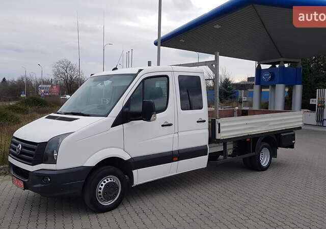 Белый Фольксваген Крафтер, объемом двигателя 2 л и пробегом 240 тыс. км за 20600 $, фото 1 на Automoto.ua