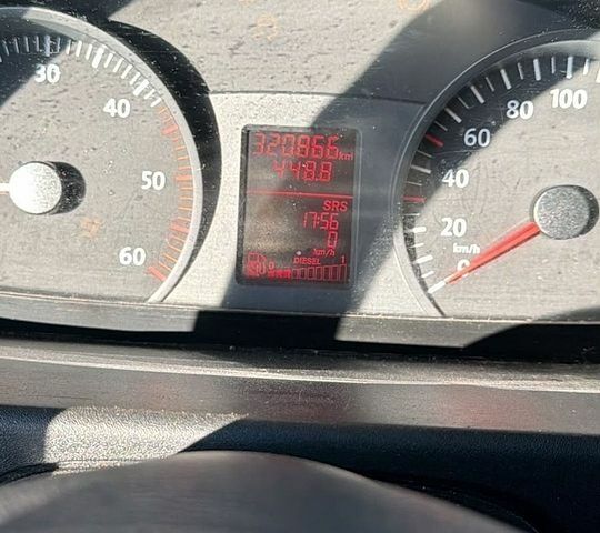 Білий Фольксваген Крафтєр, об'ємом двигуна 2.5 л та пробігом 320 тис. км за 6500 $, фото 1 на Automoto.ua