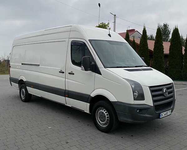 Белый Фольксваген Крафтер, объемом двигателя 2.46 л и пробегом 350 тыс. км за 13850 $, фото 1 на Automoto.ua