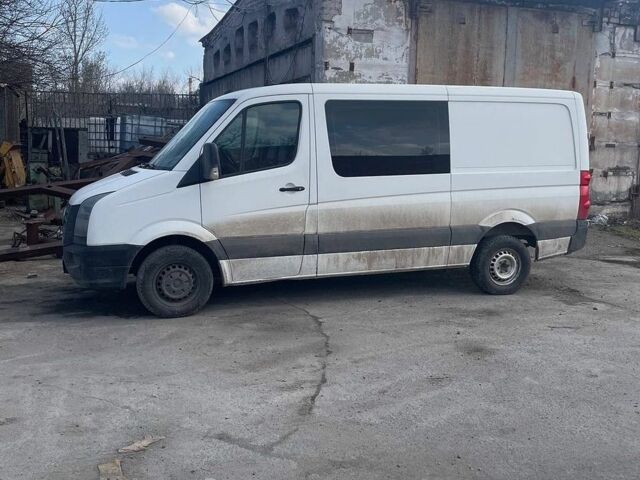 Белый Фольксваген Крафтер, объемом двигателя 1.97 л и пробегом 180 тыс. км за 14000 $, фото 1 на Automoto.ua
