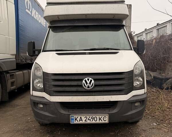 Белый Фольксваген Крафтер, объемом двигателя 1.97 л и пробегом 360 тыс. км за 16000 $, фото 1 на Automoto.ua