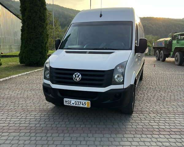 Белый Фольксваген Крафтер, объемом двигателя 0 л и пробегом 267 тыс. км за 15300 $, фото 1 на Automoto.ua