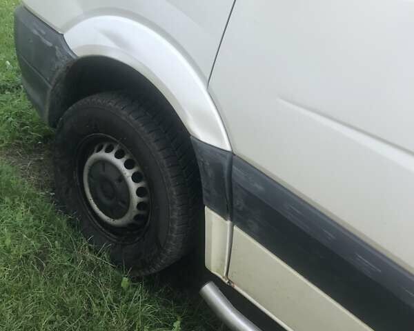 Белый Фольксваген Крафтер, объемом двигателя 1.97 л и пробегом 200 тыс. км за 14101 $, фото 1 на Automoto.ua