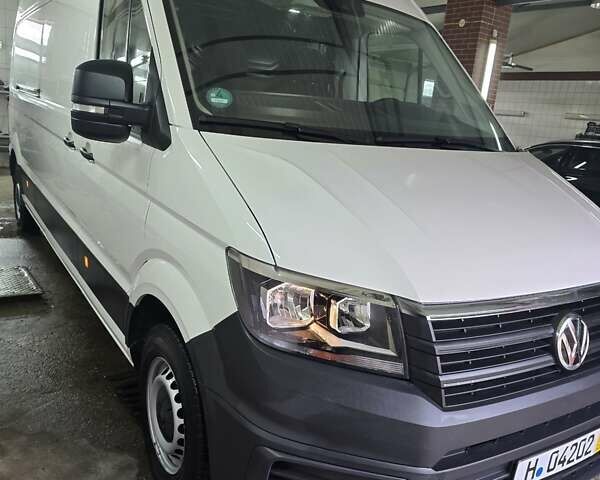 Белый Фольксваген Крафтер, объемом двигателя 2 л и пробегом 230 тыс. км за 23800 $, фото 1 на Automoto.ua