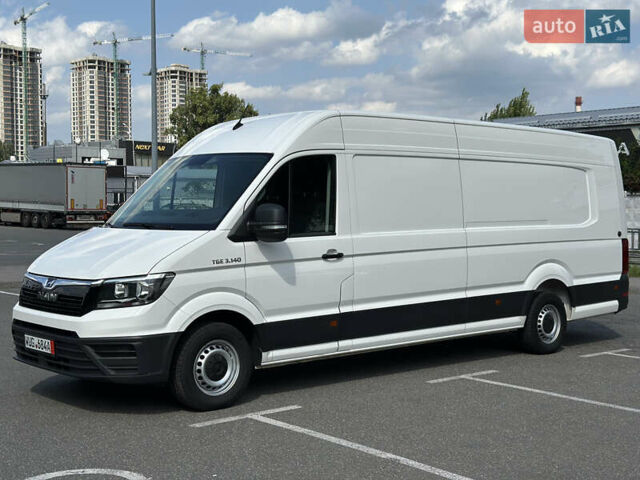 Білий Фольксваген Крафтєр, об'ємом двигуна 2 л та пробігом 212 тис. км за 22400 $, фото 1 на Automoto.ua