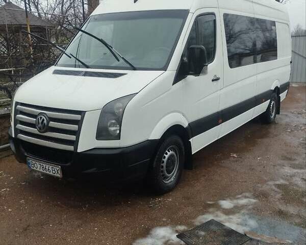 Белый Фольксваген Крафтер, объемом двигателя 2.46 л и пробегом 600 тыс. км за 14000 $, фото 1 на Automoto.ua