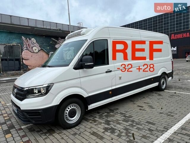 Белый Фольксваген Крафтер, объемом двигателя 2 л и пробегом 299 тыс. км за 27999 $, фото 1 на Automoto.ua