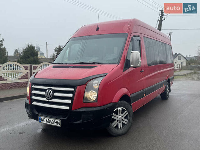 Красный Фольксваген Крафтер, объемом двигателя 2.46 л и пробегом 686 тыс. км за 12500 $, фото 1 на Automoto.ua