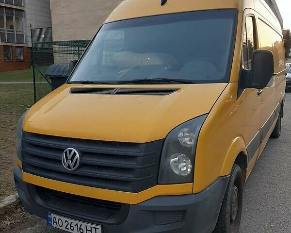 Желтый Фольксваген Крафтер, объемом двигателя 2 л и пробегом 3 тыс. км за 12000 $, фото 1 на Automoto.ua