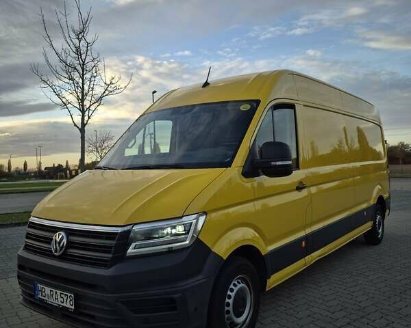 Желтый Фольксваген Крафтер, объемом двигателя 2 л и пробегом 202 тыс. км за 19716 $, фото 1 на Automoto.ua