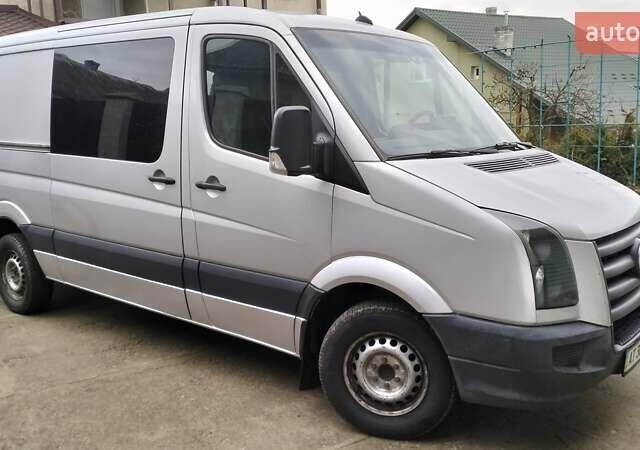 Серый Фольксваген Крафтер, объемом двигателя 2.5 л и пробегом 555 тыс. км за 9900 $, фото 1 на Automoto.ua