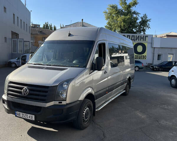 Серый Фольксваген Крафтер, объемом двигателя 2.46 л и пробегом 450 тыс. км за 18000 $, фото 1 на Automoto.ua