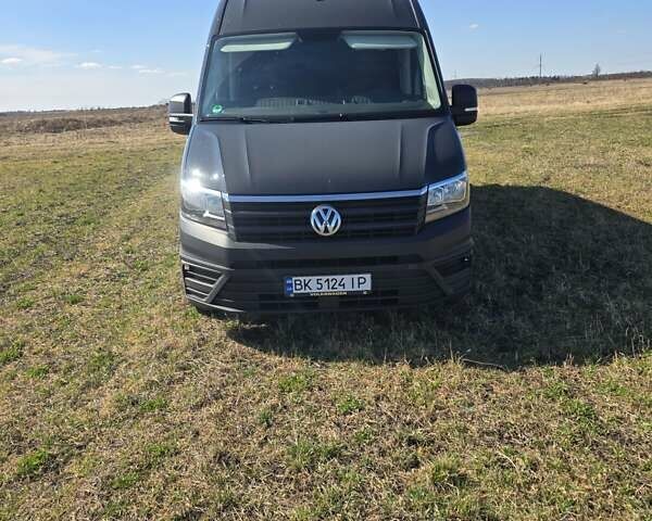 Серый Фольксваген Крафтер, объемом двигателя 1.97 л и пробегом 300 тыс. км за 36000 $, фото 1 на Automoto.ua