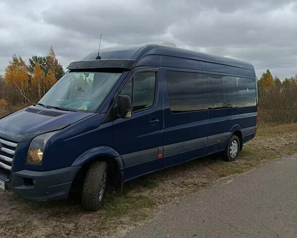 Синий Фольксваген Крафтер, объемом двигателя 2.5 л и пробегом 800 тыс. км за 10100 $, фото 1 на Automoto.ua