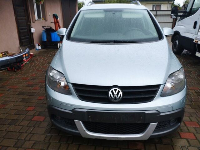 Сірий Фольксваген Кросс Гольф, об'ємом двигуна 1.4 л та пробігом 244 тис. км за 6450 $, фото 1 на Automoto.ua