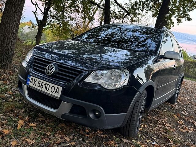 Черный Фольксваген Кросс, объемом двигателя 1.4 л и пробегом 277 тыс. км за 5500 $, фото 1 на Automoto.ua