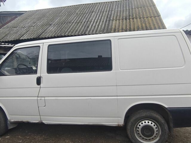 Белый Фольксваген Другая, объемом двигателя 2.5 л и пробегом 243 тыс. км за 4200 $, фото 1 на Automoto.ua