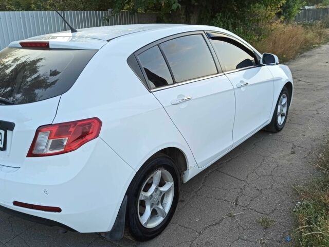 Белый Фольксваген Другая, объемом двигателя 1.5 л и пробегом 230 тыс. км за 4286 $, фото 1 на Automoto.ua