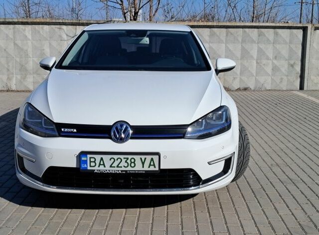 Белый Фольксваген Другая, объемом двигателя 0 л и пробегом 120 тыс. км за 9500 $, фото 1 на Automoto.ua