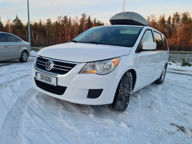 Белый Фольксваген Другая, объемом двигателя 0 л и пробегом 300 тыс. км за 13000 $, фото 1 на Automoto.ua