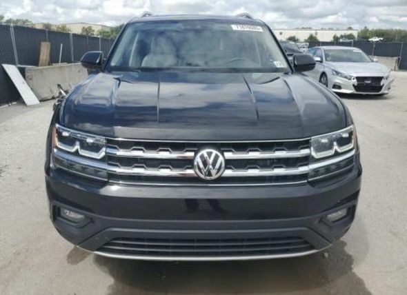 Чорний Фольксваген Інша, об'ємом двигуна 3.6 л та пробігом 150 тис. км за 17600 $, фото 1 на Automoto.ua