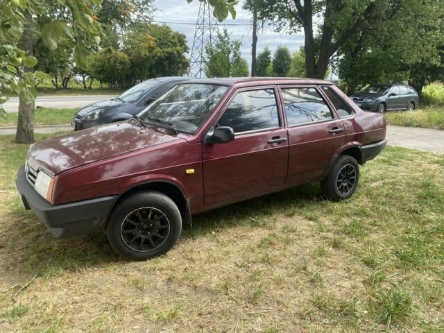 Красный Фольксваген Другая, объемом двигателя 1.6 л и пробегом 260 тыс. км за 1900 $, фото 1 на Automoto.ua