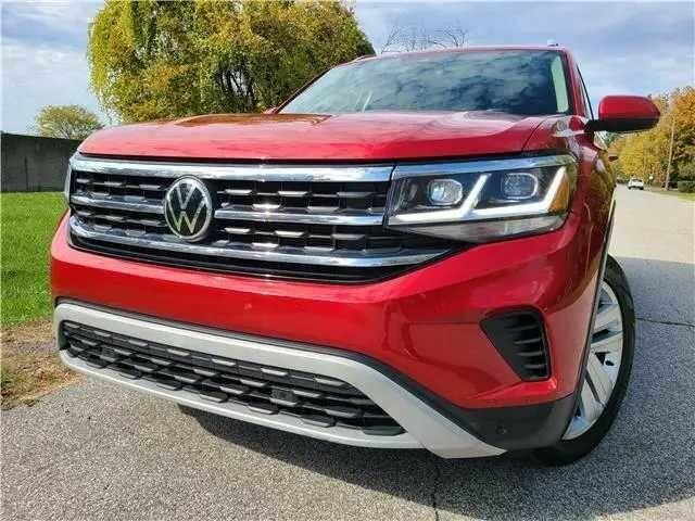 Красный Фольксваген Другая, объемом двигателя 3.6 л и пробегом 25 тыс. км за 13600 $, фото 1 на Automoto.ua