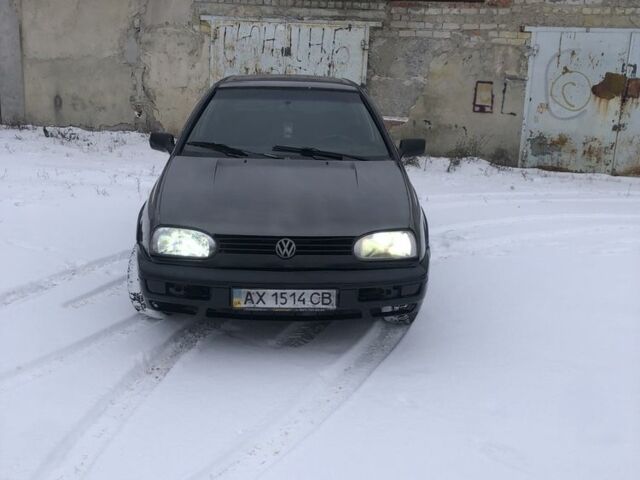Серый Фольксваген Другая, объемом двигателя 1.8 л и пробегом 228 тыс. км за 1100 $, фото 1 на Automoto.ua