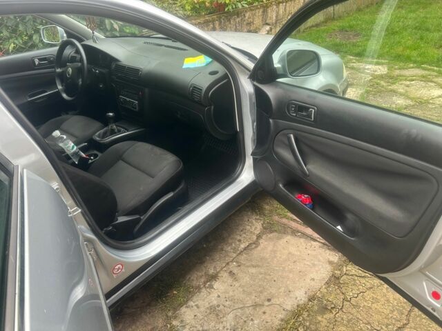 Серый Фольксваген Другая, объемом двигателя 1.6 л и пробегом 244 тыс. км за 4500 $, фото 1 на Automoto.ua