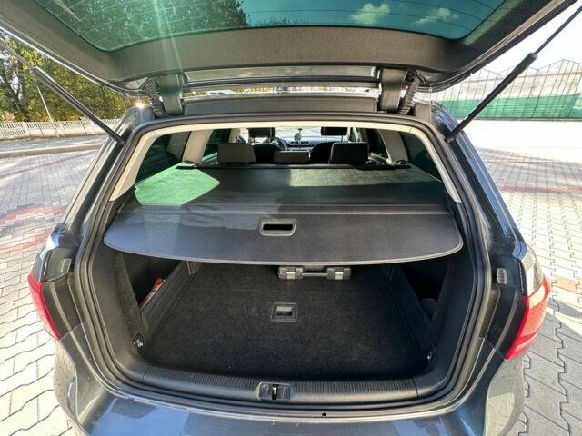 Серый Фольксваген Другая, объемом двигателя 1.6 л и пробегом 260 тыс. км за 10500 $, фото 1 на Automoto.ua