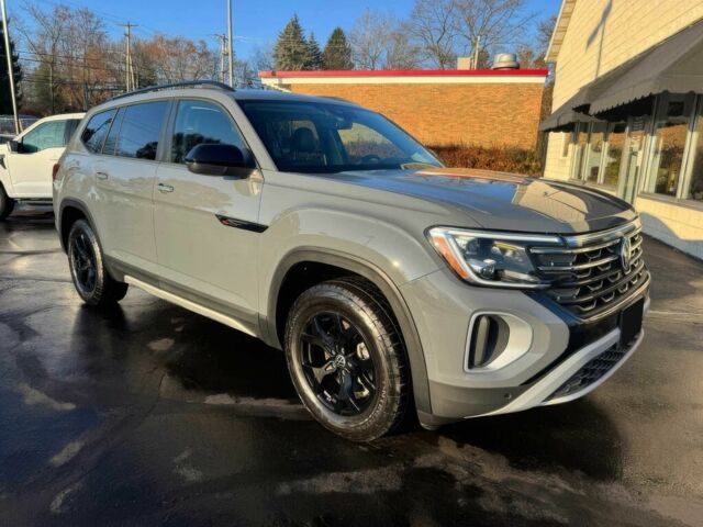 Серый Фольксваген Другая, объемом двигателя 2 л и пробегом 12 тыс. км за 19000 $, фото 1 на Automoto.ua