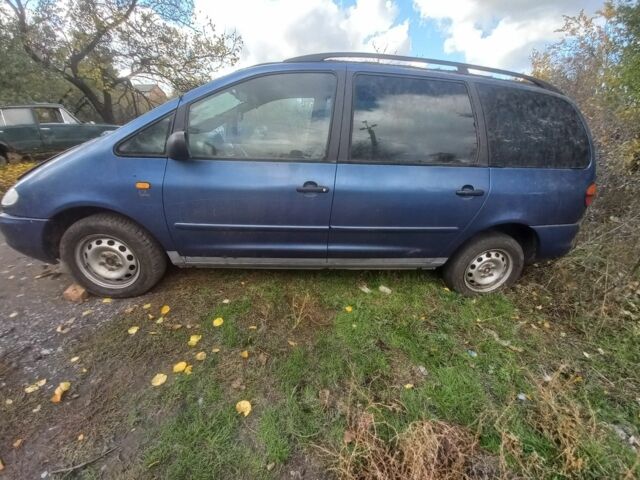 Синий Фольксваген Другая, объемом двигателя 2 л и пробегом 400 тыс. км за 119 $, фото 1 на Automoto.ua