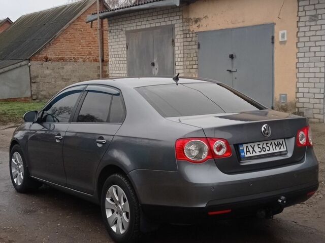 Серый Фольксваген ЕвроВан, объемом двигателя 1.9 л и пробегом 265 тыс. км за 5800 $, фото 1 на Automoto.ua