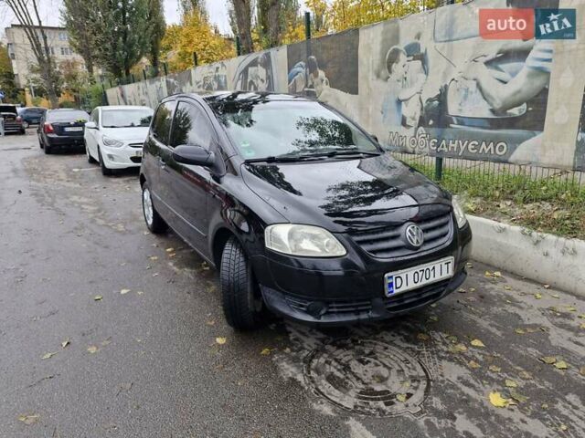 Фольксваген Фокс 2006 в Киеве на Automoto.ua Черный Фольксваген Фокс, объемом двигателя 1.2 л и пробегом 180 тыс. км за 3699 $, фото 1 на Automoto.ua