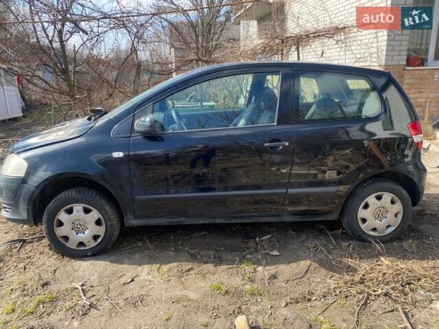 Чорний Фольксваген Фокс, об'ємом двигуна 1.2 л та пробігом 230 тис. км за 600 $, фото 1 на Automoto.ua