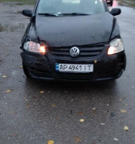 Чорний Фольксваген Фокс, об'ємом двигуна 1.2 л та пробігом 212 тис. км за 2500 $, фото 1 на Automoto.ua