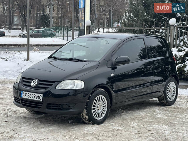 Чорний Фольксваген Фокс, об'ємом двигуна 1.2 л та пробігом 150 тис. км за 4100 $, фото 1 на Automoto.ua