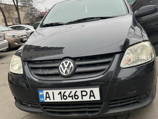 Черный Фольксваген Фокс, объемом двигателя 1.2 л и пробегом 130 тыс. км за 2450 $, фото 1 на Automoto.ua