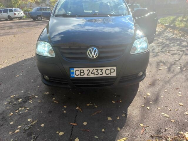 Черный Фольксваген Фокс, объемом двигателя 1.2 л и пробегом 170 тыс. км за 3500 $, фото 1 на Automoto.ua
