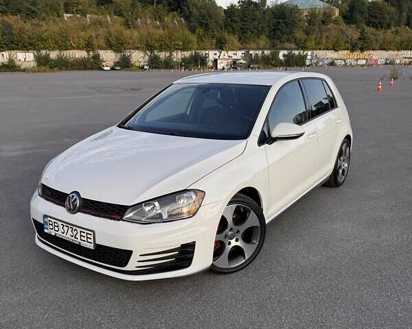 Білий Фольксваген Гольф ГТІ, об'ємом двигуна 1.98 л та пробігом 105 тис. км за 15000 $, фото 1 на Automoto.ua