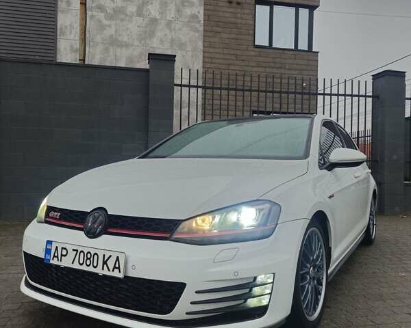 Білий Фольксваген Гольф ГТІ, об'ємом двигуна 1.98 л та пробігом 113 тис. км за 16000 $, фото 1 на Automoto.ua