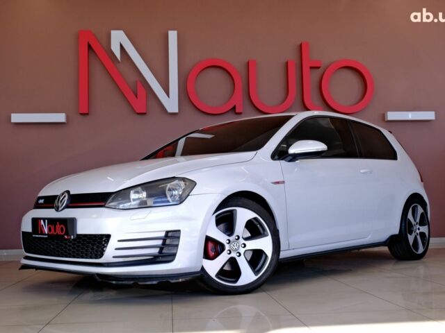 Белый Фольксваген Гольф ГТИ, объемом двигателя 2 л и пробегом 194 тыс. км за 11900 $, фото 1 на Automoto.ua