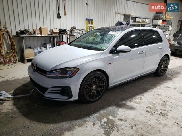 Білий Фольксваген Гольф ГТІ, об'ємом двигуна 1.98 л та пробігом 89 тис. км за 2900 $, фото 1 на Automoto.ua