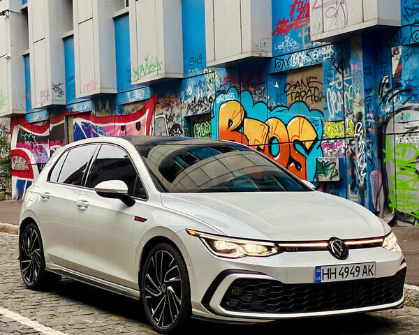 Белый Фольксваген Гольф ГТИ, объемом двигателя 1.98 л и пробегом 31 тыс. км за 35800 $, фото 1 на Automoto.ua