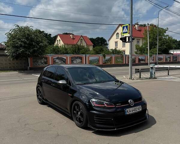Черный Фольксваген Гольф ГТИ, объемом двигателя 1.98 л и пробегом 120 тыс. км за 15500 $, фото 1 на Automoto.ua
