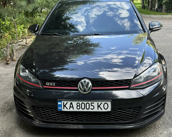 Черный Фольксваген Гольф ГТИ, объемом двигателя 1.98 л и пробегом 180 тыс. км за 14900 $, фото 1 на Automoto.ua