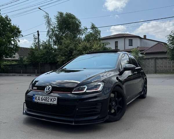Чорний Фольксваген Гольф ГТІ, об'ємом двигуна 1.98 л та пробігом 120 тис. км за 15000 $, фото 1 на Automoto.ua
