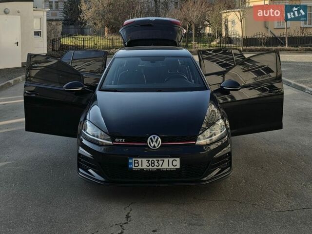 Черный Фольксваген Гольф ГТИ, объемом двигателя 1.98 л и пробегом 59 тыс. км за 19900 $, фото 1 на Automoto.ua