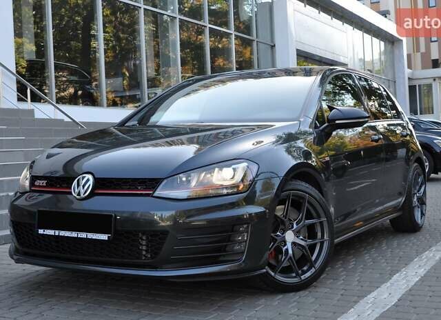 Черный Фольксваген Гольф ГТИ, объемом двигателя 1.98 л и пробегом 53 тыс. км за 17000 $, фото 1 на Automoto.ua