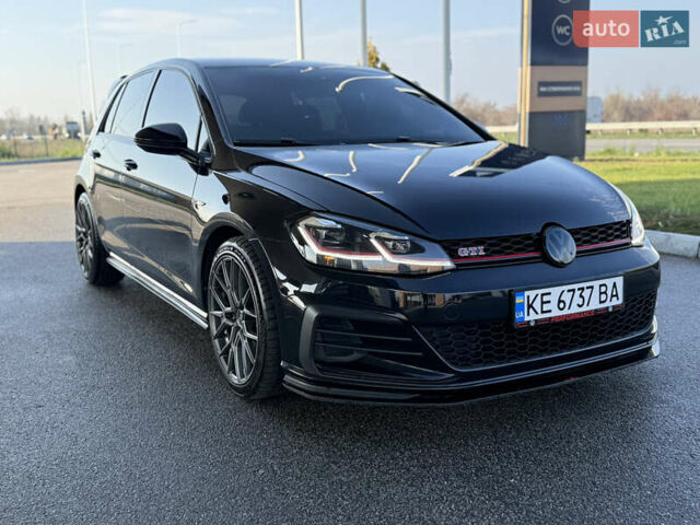 Черный Фольксваген Гольф ГТИ, объемом двигателя 1.98 л и пробегом 62 тыс. км за 19000 $, фото 1 на Automoto.ua